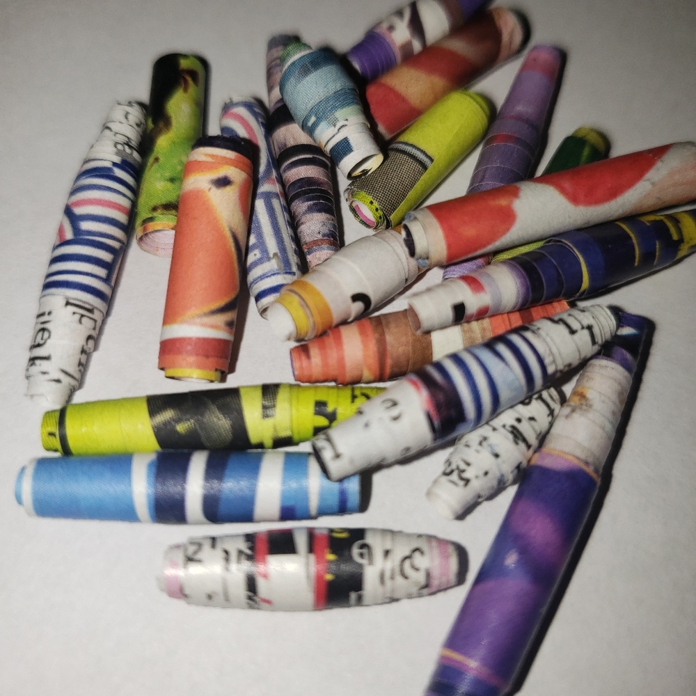 50 Handmade Paper Beads - Mixed - Picture 4 of 8